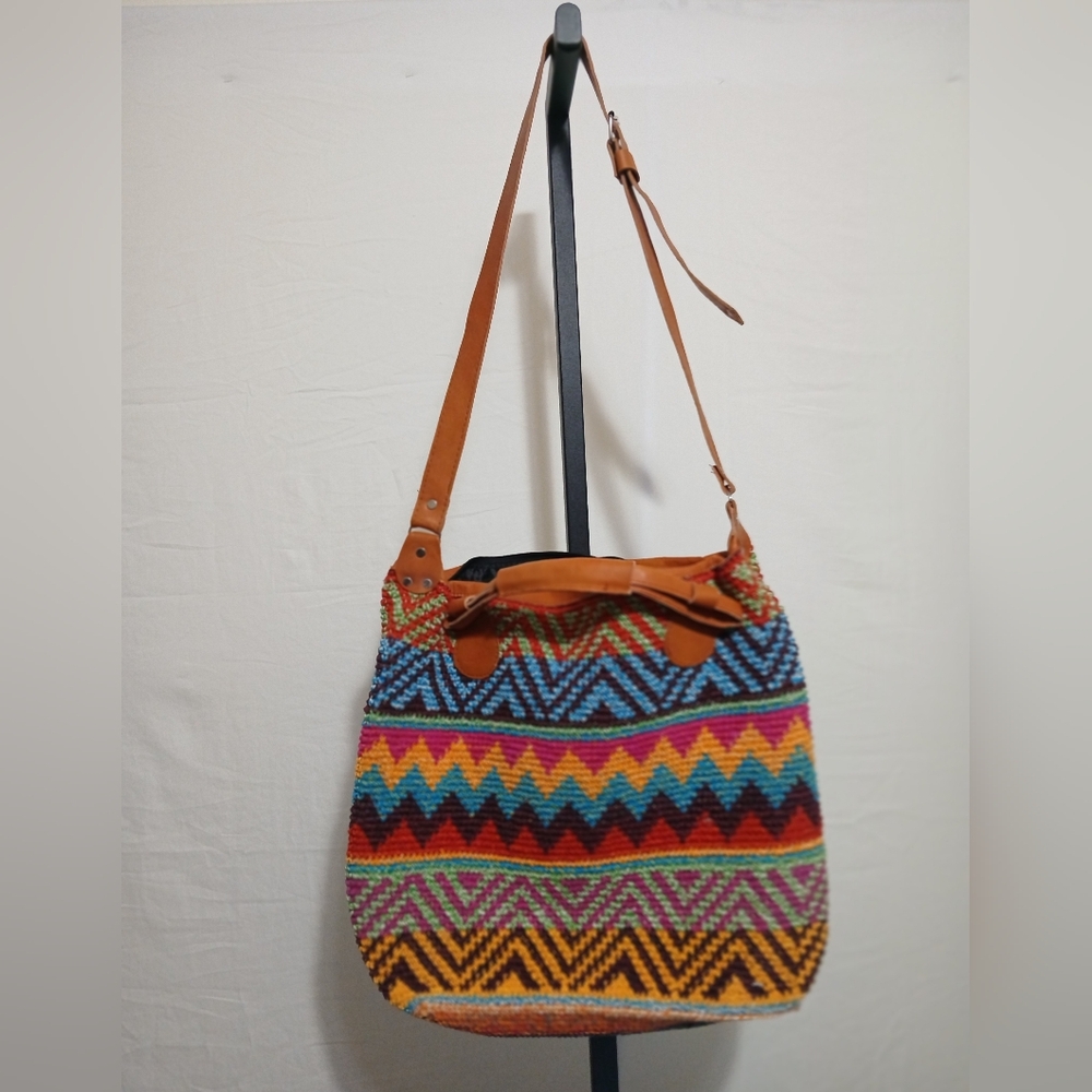 Bamboo Threads Colorful Patterned Shoulder Bag
